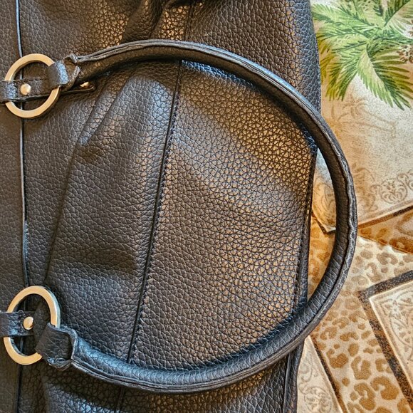 Large Guess Black Bag Tote - Picture 5 of 8